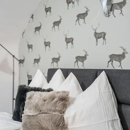 Herberg Underground Atelier *