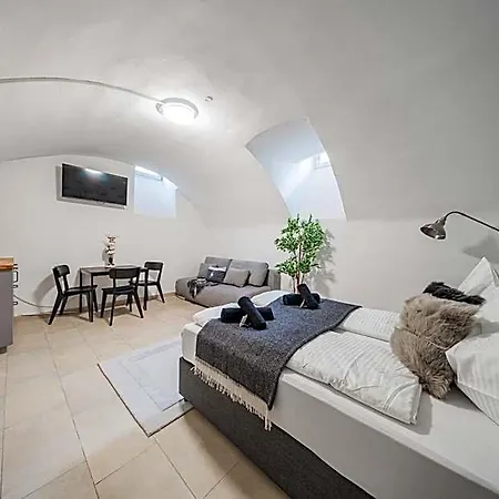 Underground Atelier Mini-hôtel *